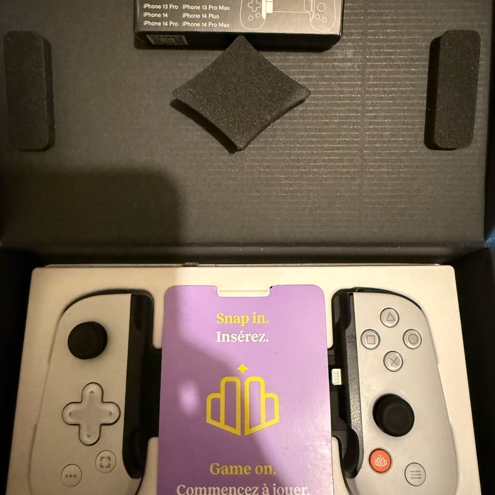 Backbone Game Controller